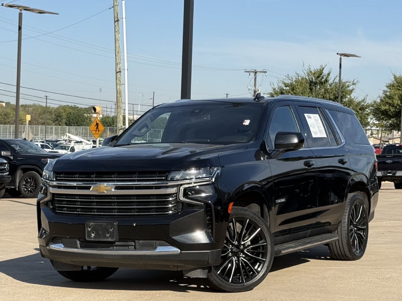Used 2021 Chevrolet Tahoe LT RWD image 2