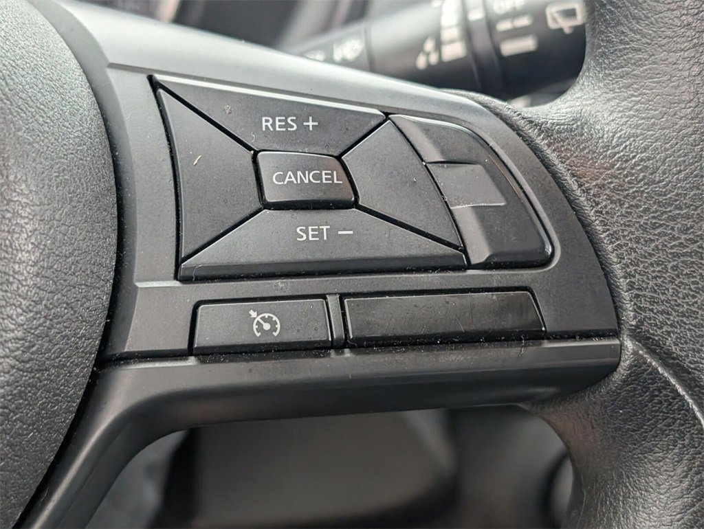 Used 2024 Nissan Kicks S image 27