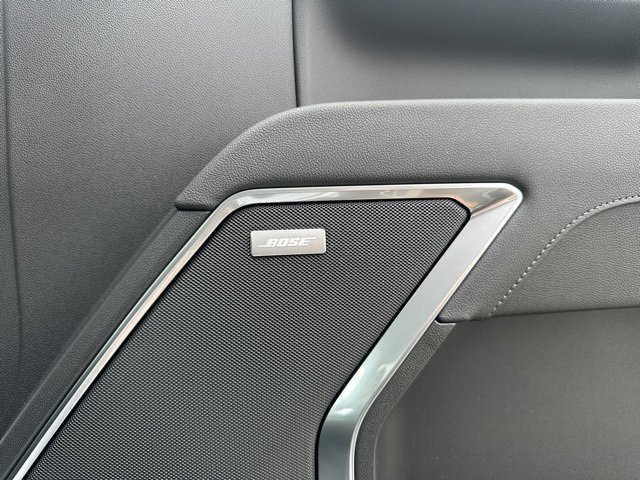 New 2025 GMC Sierra 2500 SLT w/ SLT Convenience Package image 11