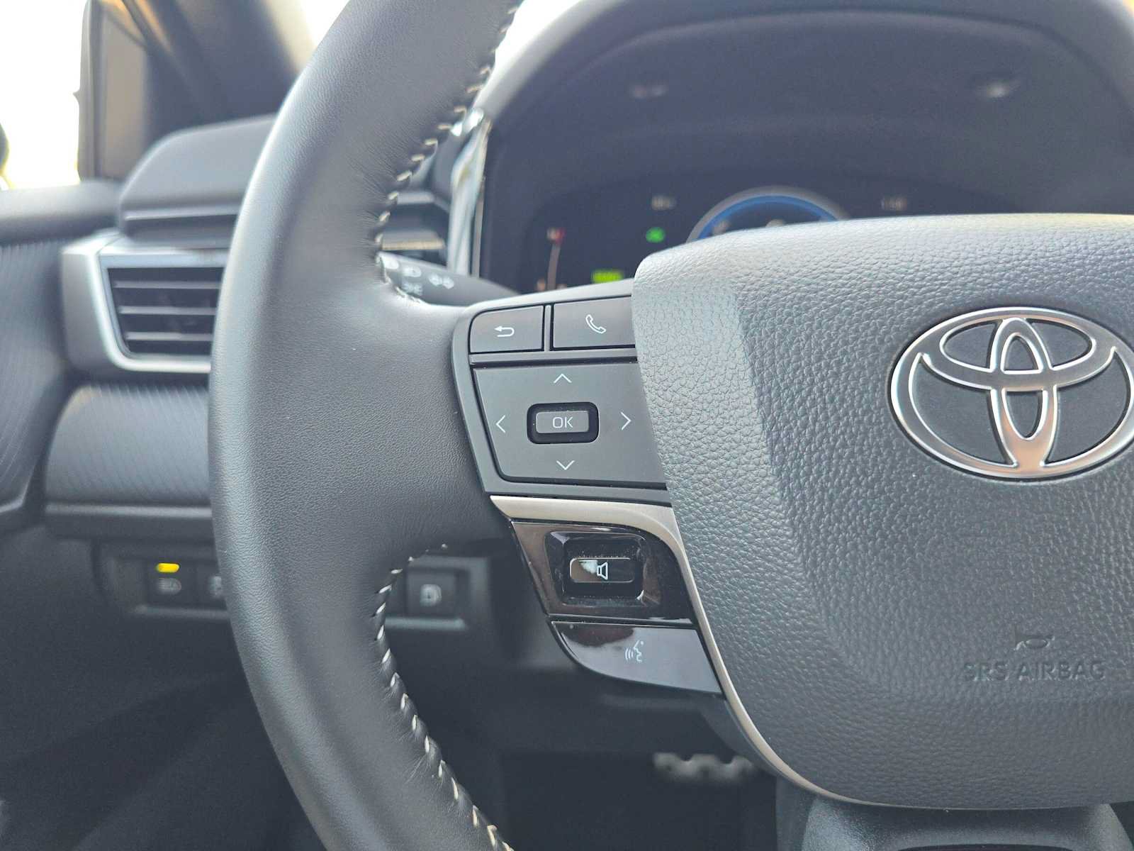 Certified 2026 Toyota Camry SE FWD image 30