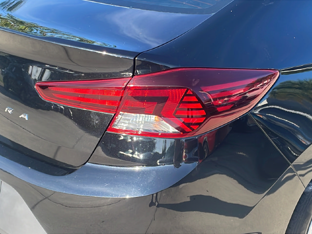 Used 2020 Hyundai Elantra SE w/ Cargo Package (C1) FWD image 33