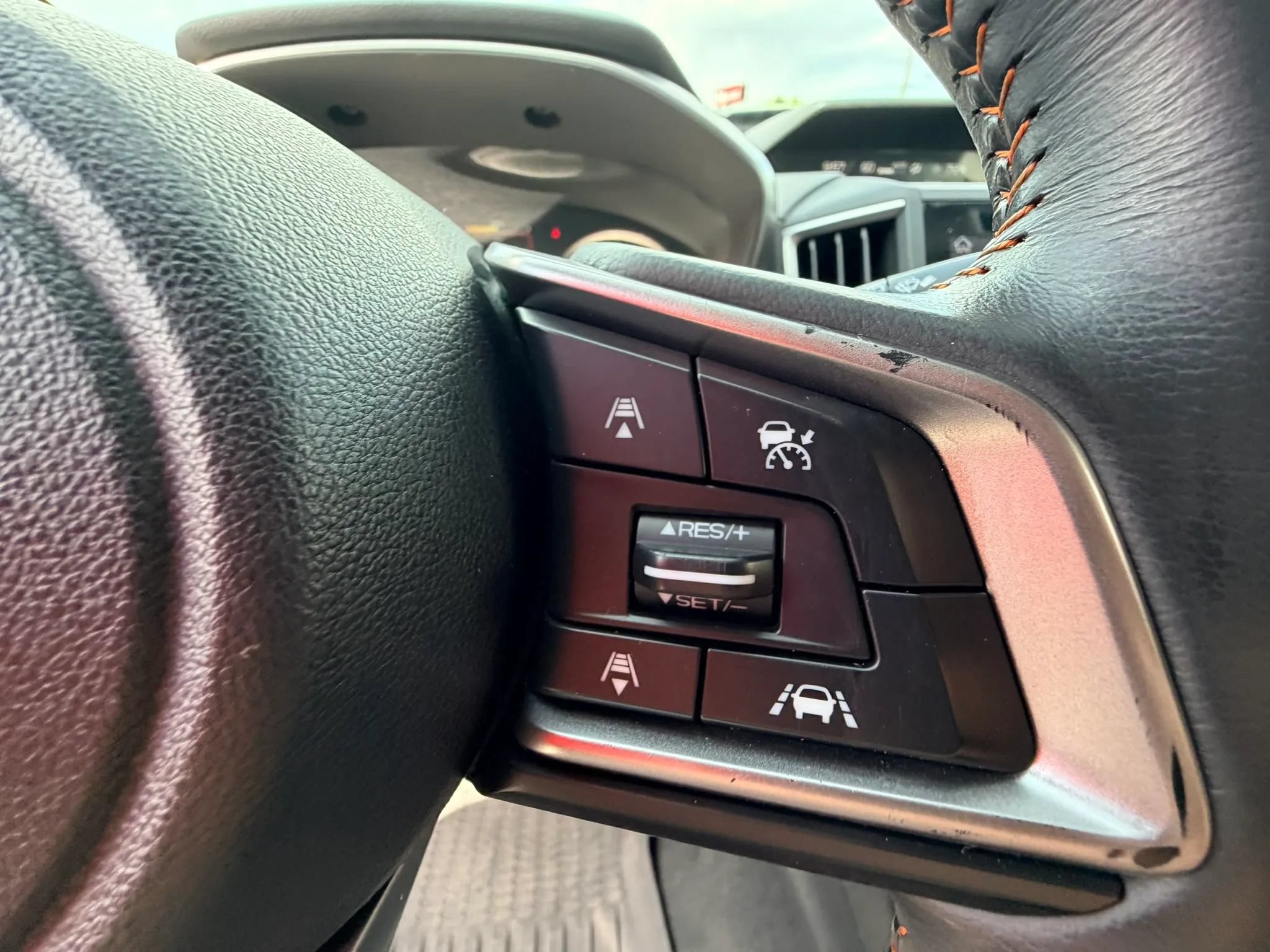 Used 2019 Subaru Crosstrek 2.0i Limited w/ Moonroof Package w/Navigation AWD/4WD image 15