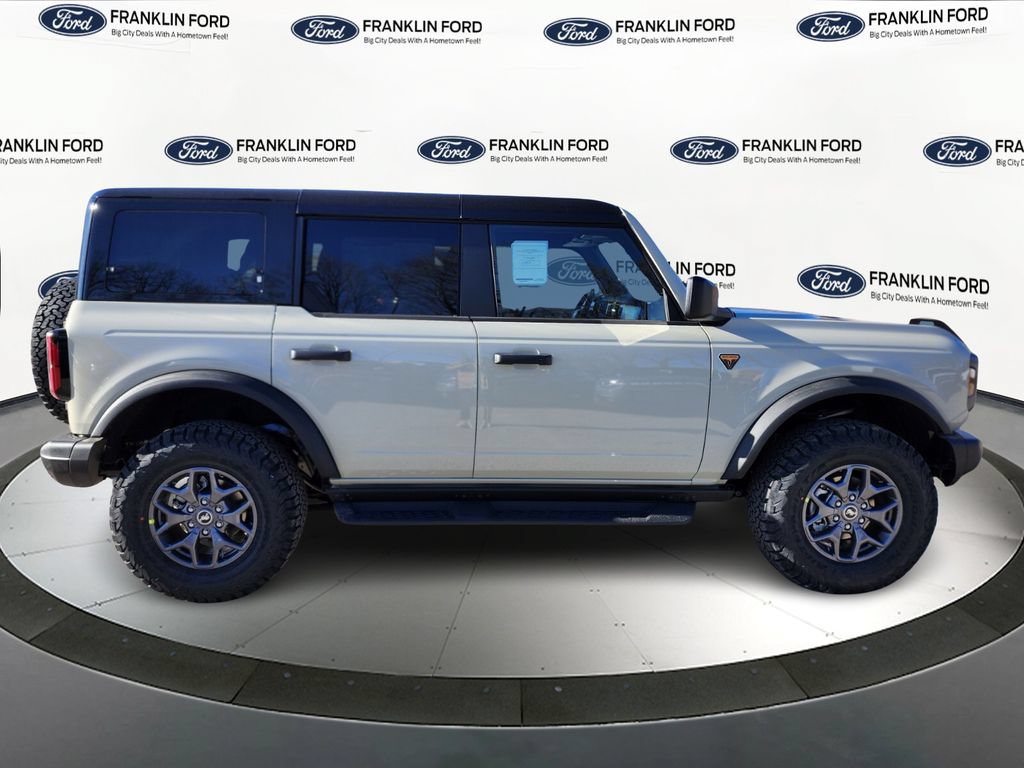 New 2025 Ford Bronco Badlands AWD/4WD image 6