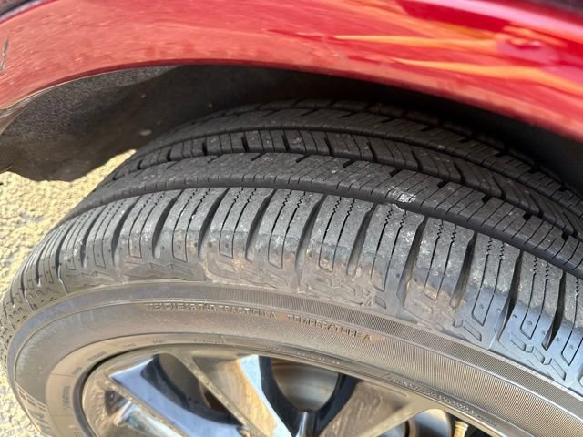 Used 2018 Dodge Durango R/T w/ Technology Group RWD image 18
