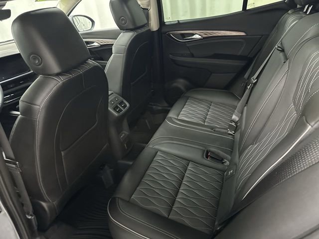 Used 2022 Buick Envision Avenir w/ Technology Package II FWD image 16