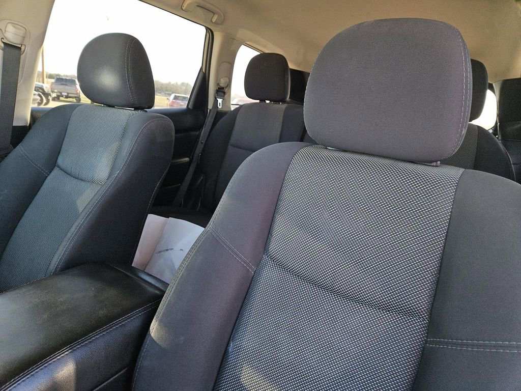 Used 2020 Nissan Pathfinder SV image 22