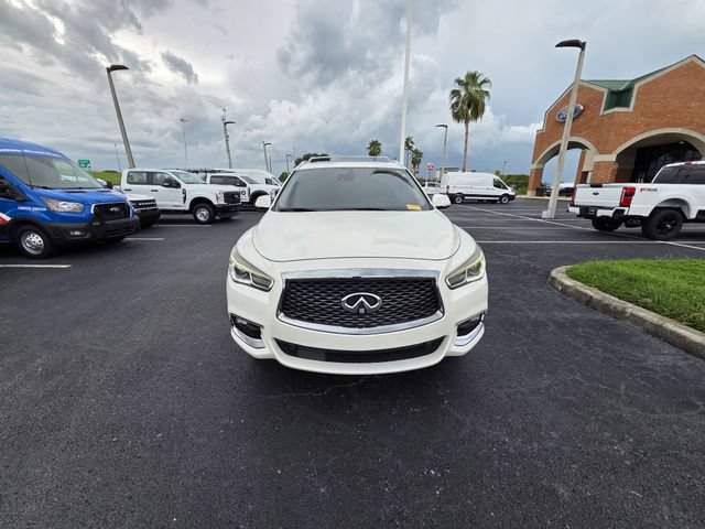 Used 2020 INFINITI QX60 Luxe w/ Sensory Package FWD image 3