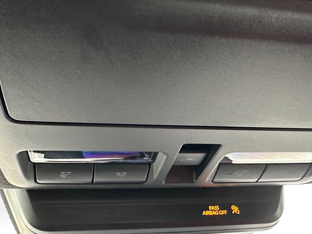 Used 2024 MAZDA MAZDA3 s image 20