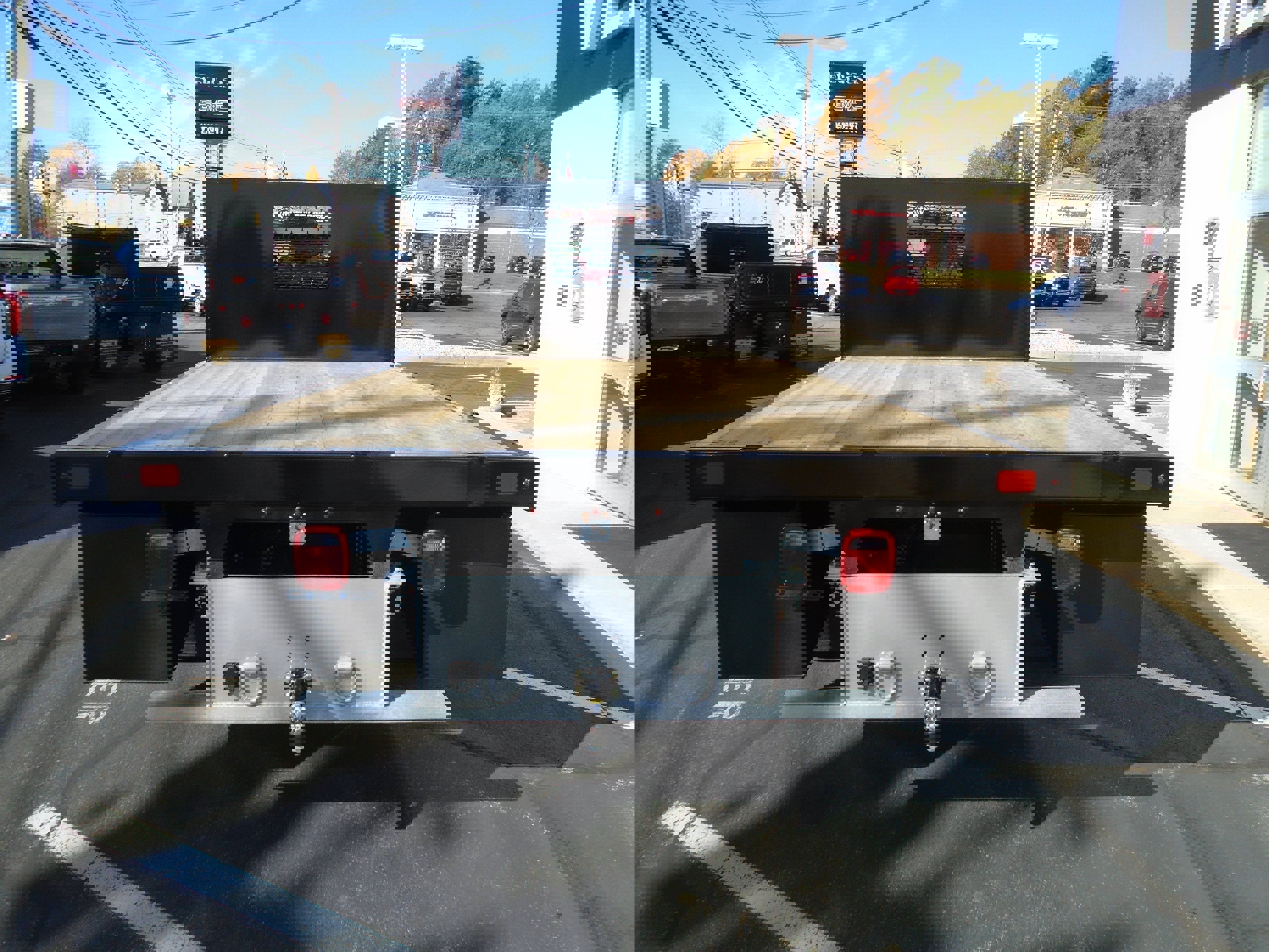 New 2026 GMC Sierra 3500 Pro w/ Convenience Package image 9