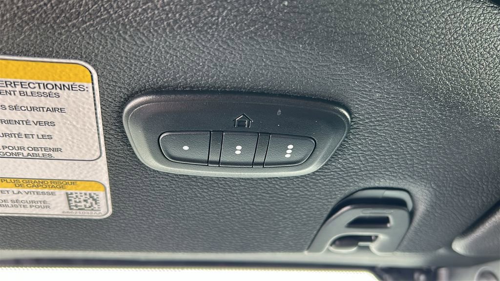 Used 2024 Jeep Gladiator Mojave w/ Technology Group image 21