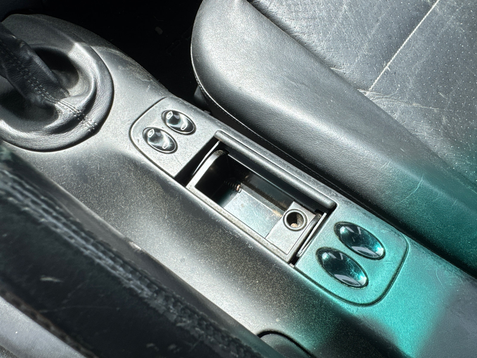 Used 2000 Porsche Boxster RWD image 21