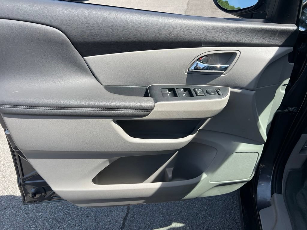 Used 2015 Honda Odyssey EX-L image 22