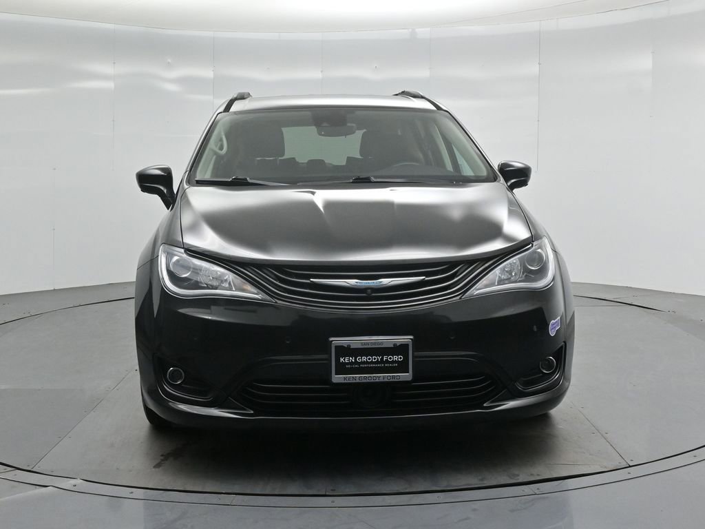 Used 2018 Chrysler Pacifica Limited w/ Advanced Safetytec Group image 24