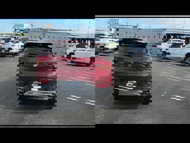 Used 2022 Buick Encore GX Preferred w/ Cold Weather Comfort Package image 8