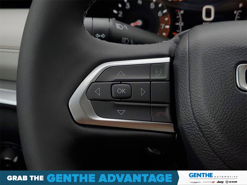 Used 2026 Jeep Compass Limited image 15