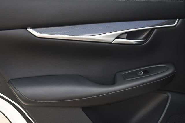 Used 2023 INFINITI QX50 Sport image 23