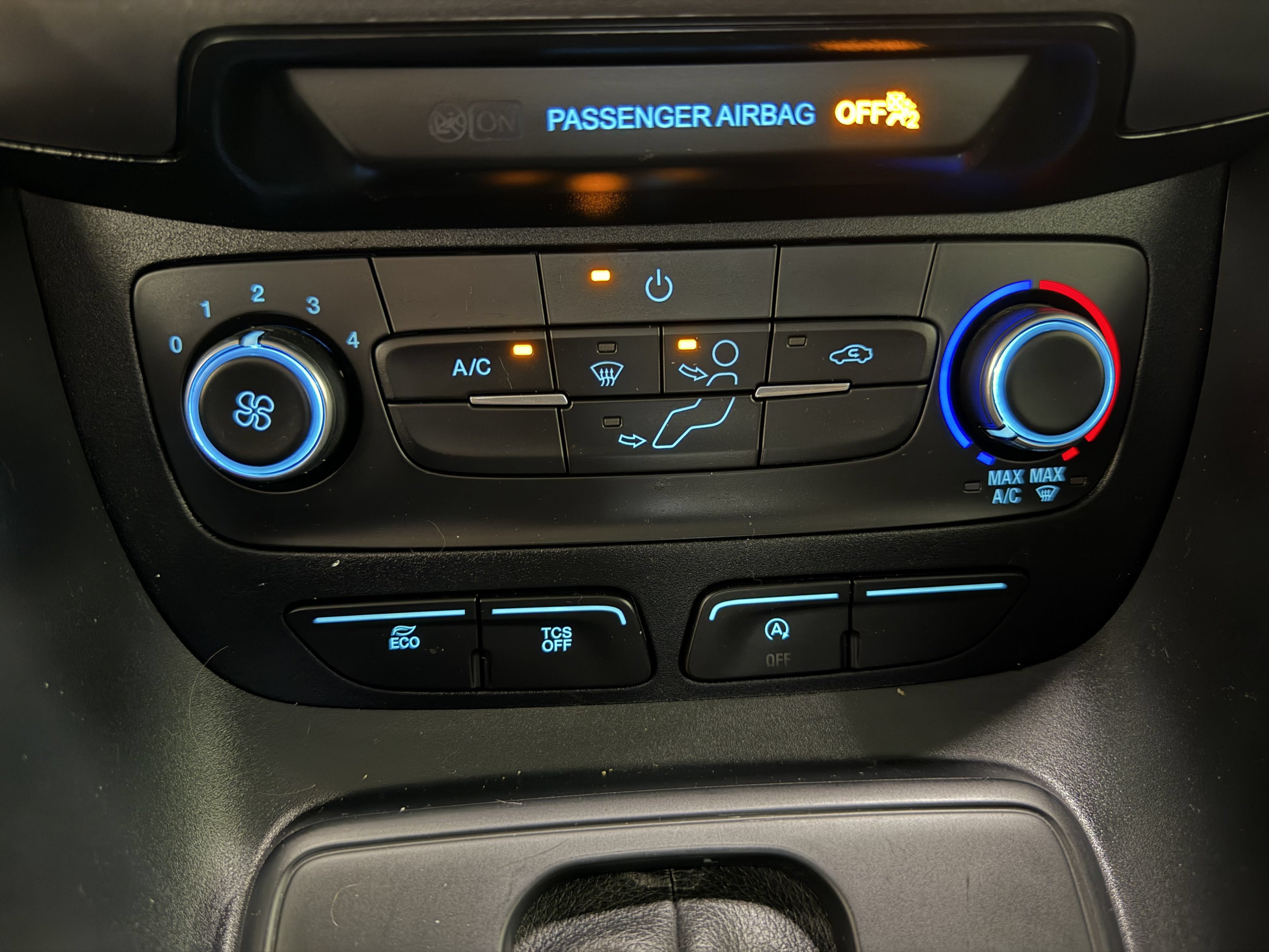 Used 2021 Ford Transit Connect XL FWD image 16