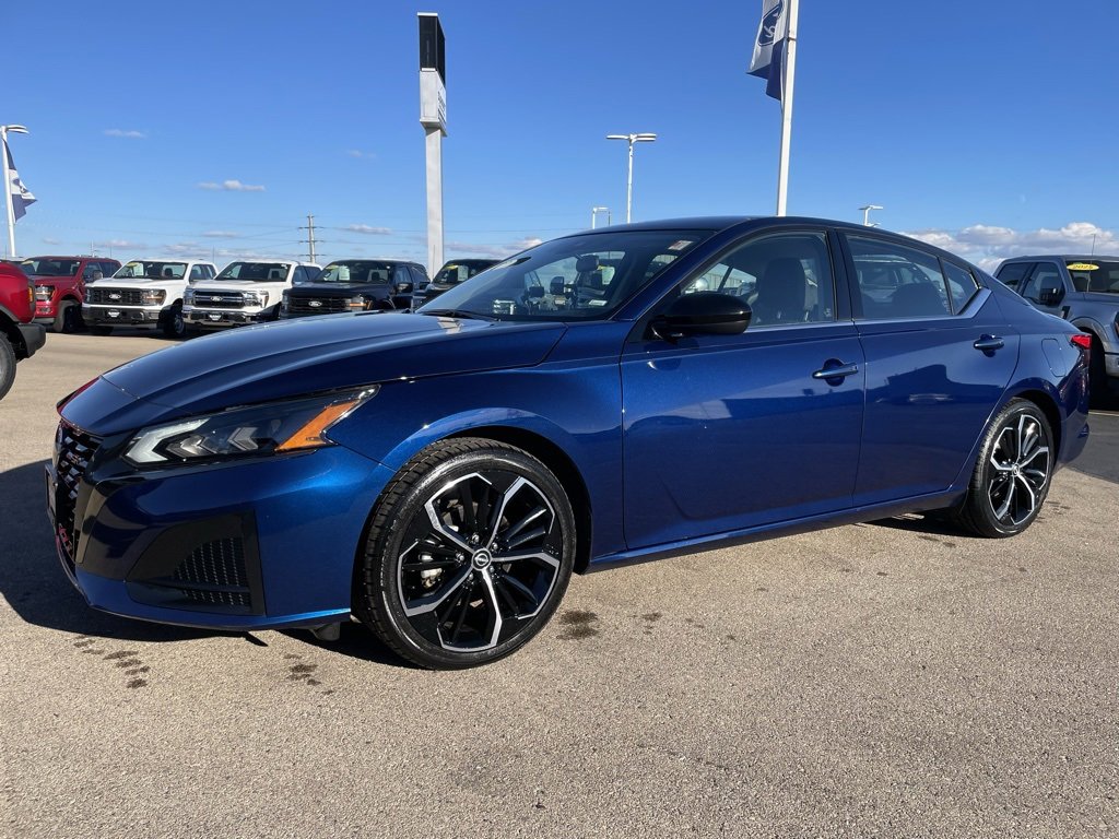 Used 2024 Nissan Altima 2.5 SR image 6