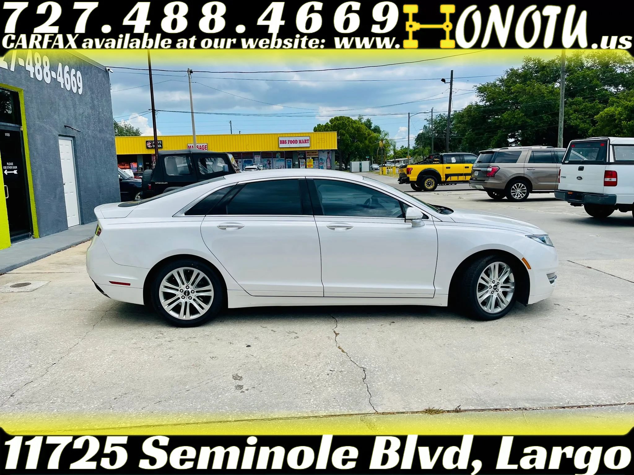 Used 2016 Lincoln MKZ FWD image 2