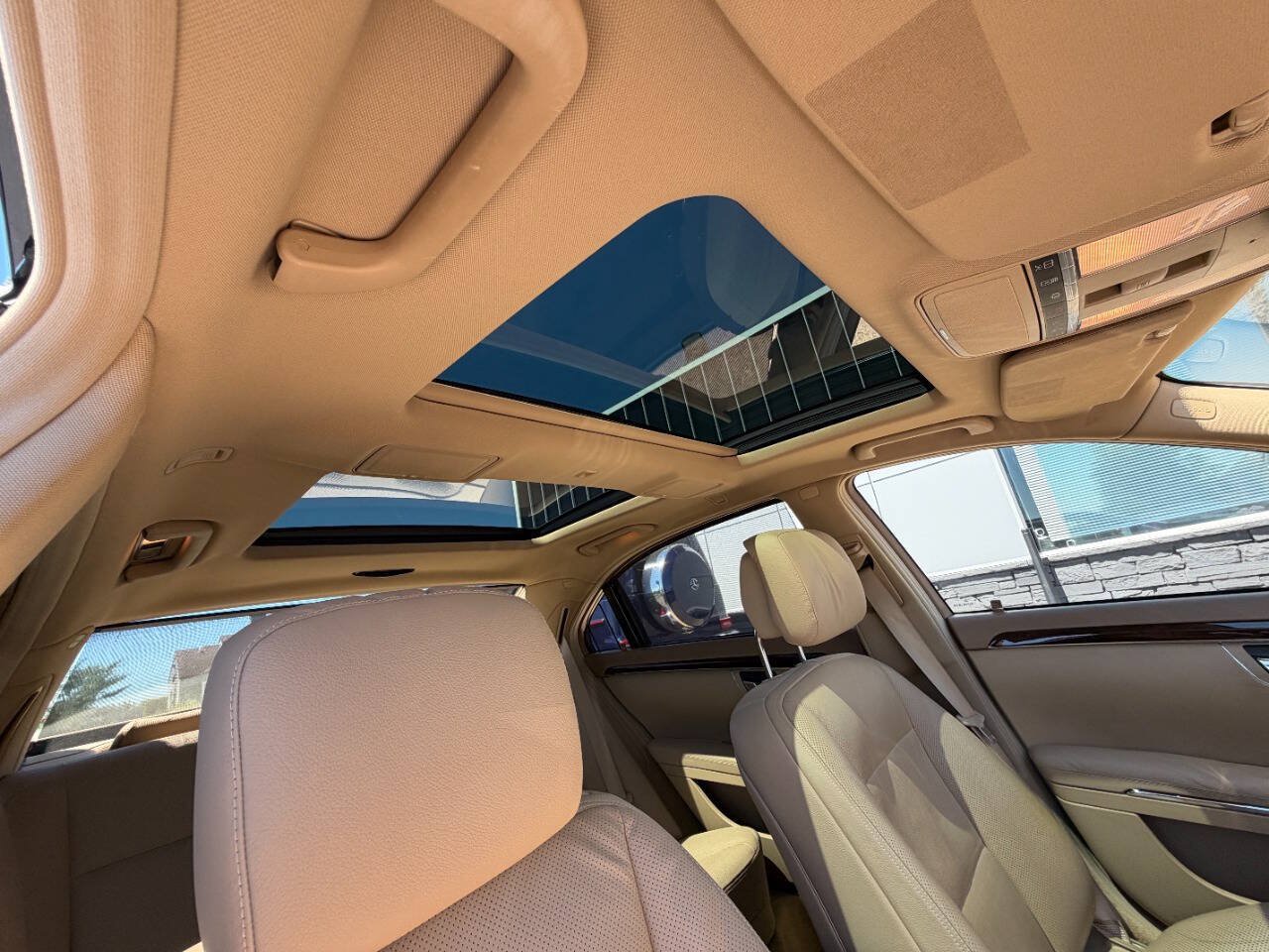 Used 2012 Mercedes-Benz S 550 4MATIC image 30