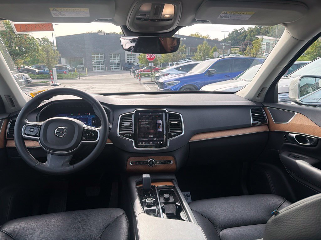Certified 2023 Volvo XC90 B6 Plus AWD/4WD image 10
