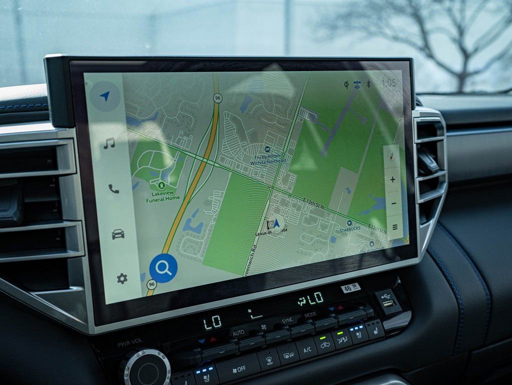 Used 2025 Toyota Tundra Platinum image 33