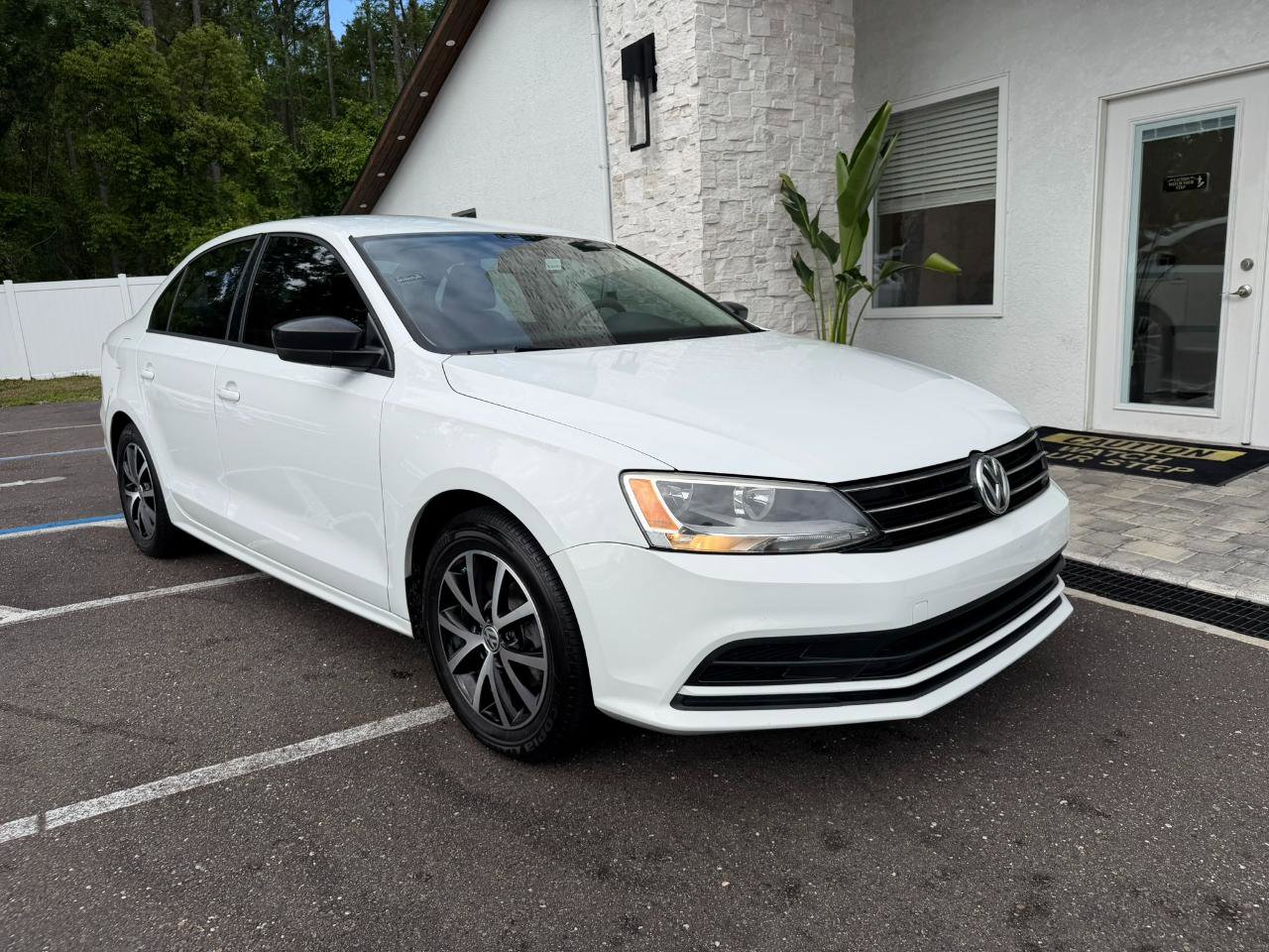 Used 2016 Volkswagen Jetta SE image 21