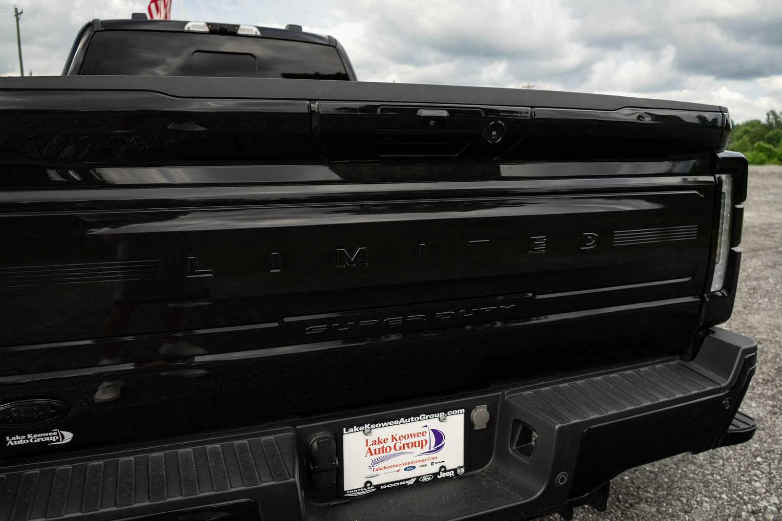 Used 2024 Ford F450 Limited AWD/4WD image 19