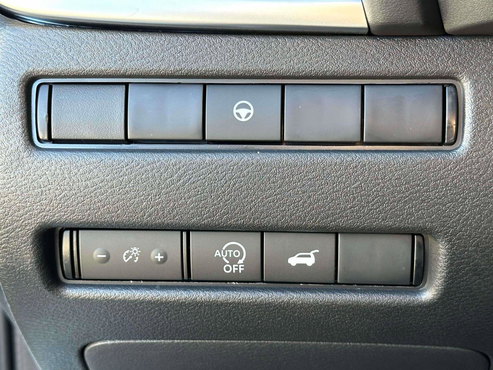 Used 2026 Nissan Rogue SV image 20