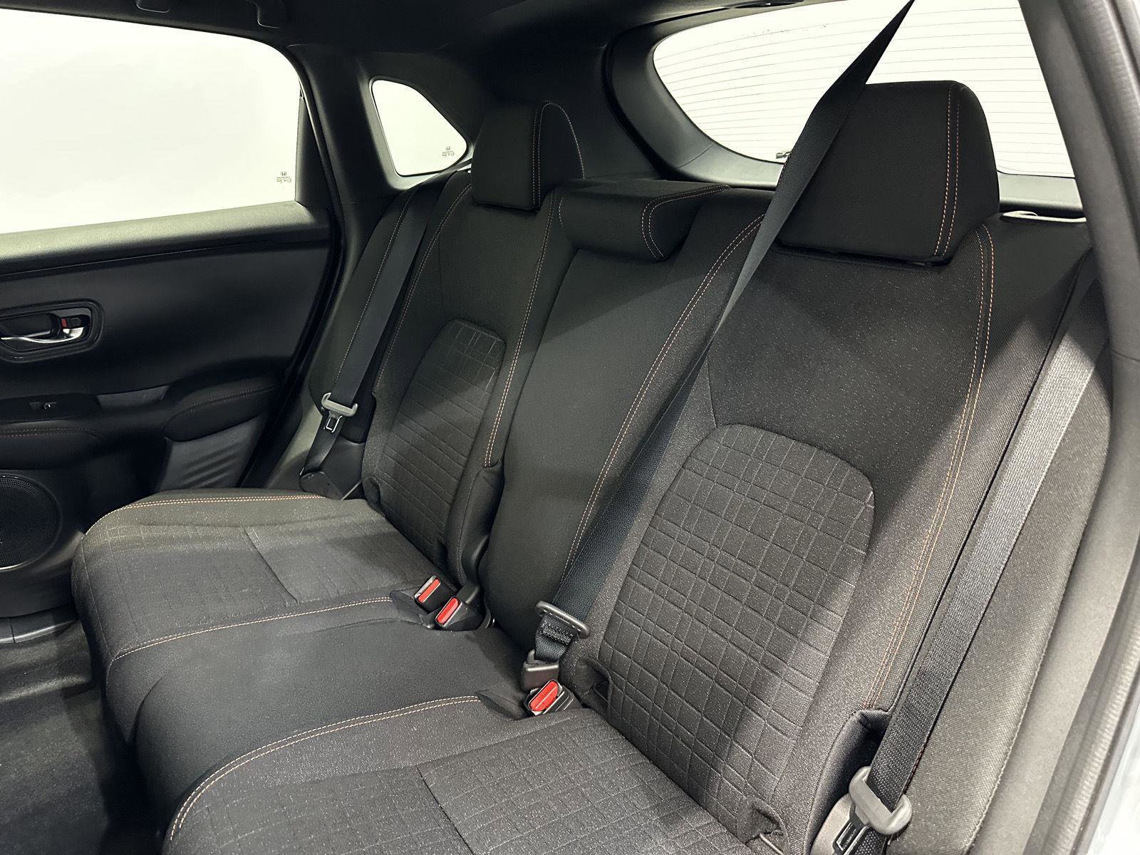 Certified 2025 Honda HR-V Sport image 24