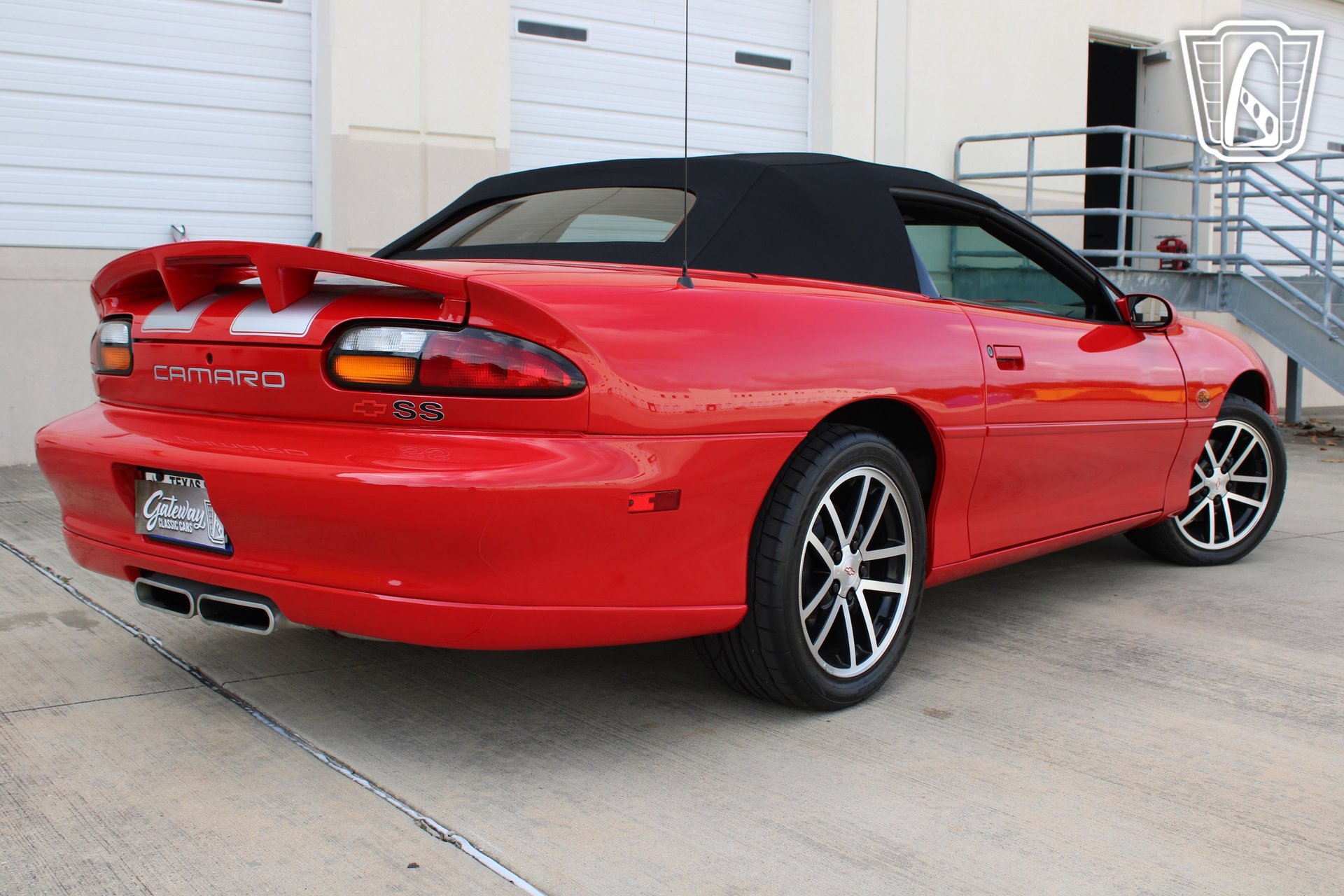 Used 2002 Chevrolet Camaro Z28 w/ SS Performance/Appearance Pkg RWD image 23