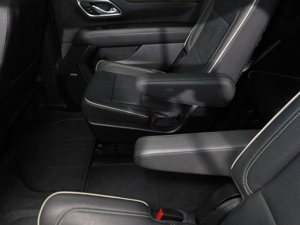 Used 2024 Chevrolet Tahoe Premier w/ Premium Package AWD/4WD image 82