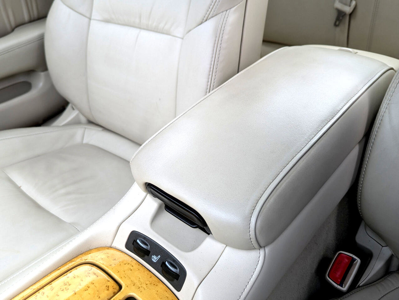 Used 2005 Lexus SC 430 Convertible image 26