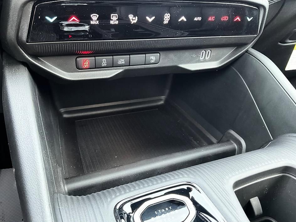New 2026 Jeep Cherokee Limited AWD/4WD image 25