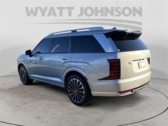 Used 2026 Hyundai Palisade Calligraphy image 3