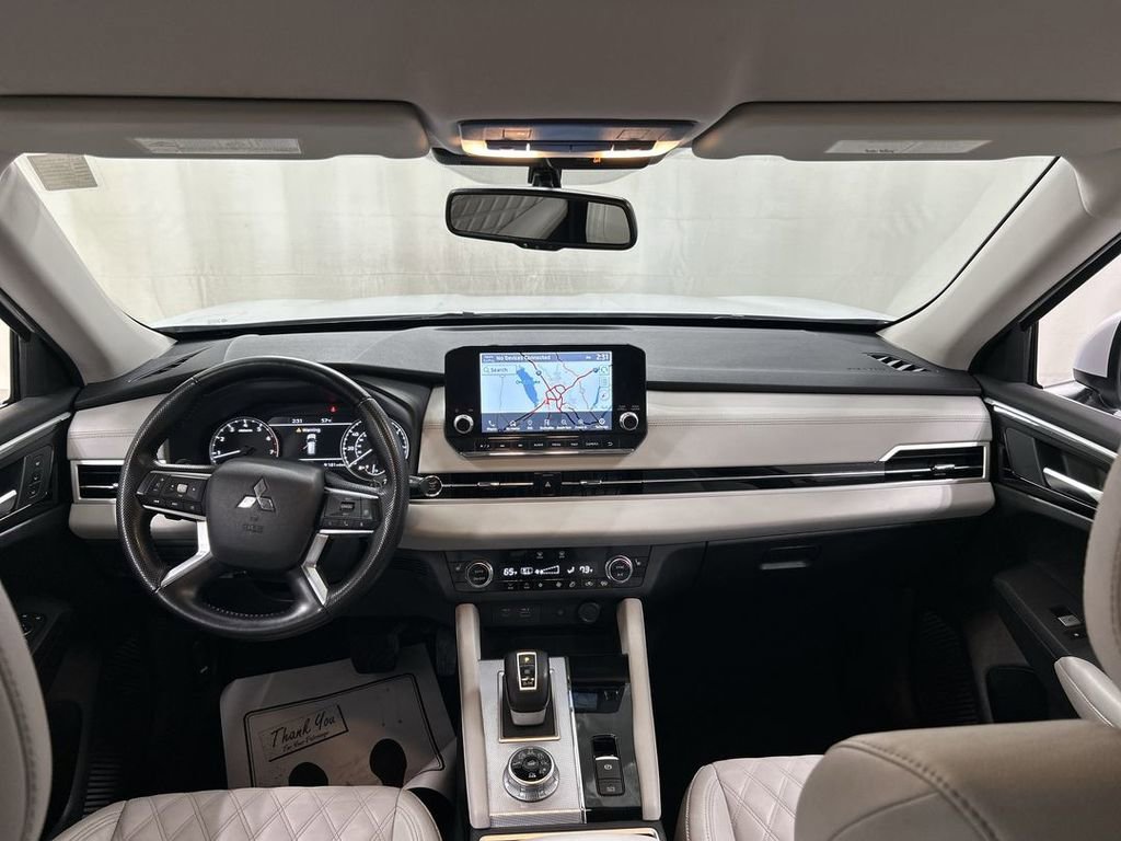 Used 2022 Mitsubishi Outlander SEL AWD/4WD image 19