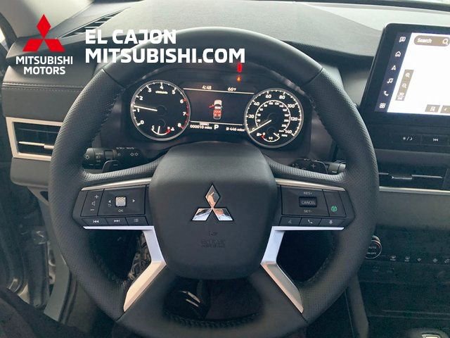 New 2026 Mitsubishi Outlander SE FWD image 17