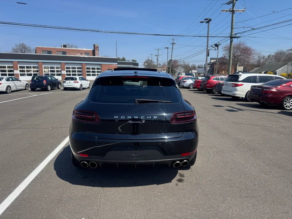 Used 2016 Porsche Macan S image 9