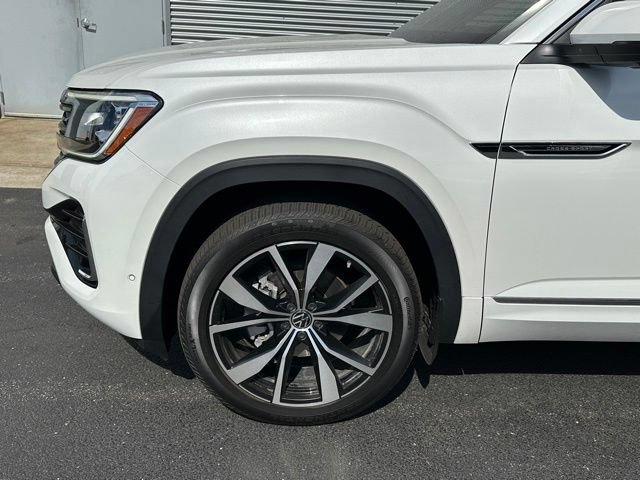 Used 2024 Volkswagen Atlas Cross Sport SEL Premium R-Line AWD/4WD image 7