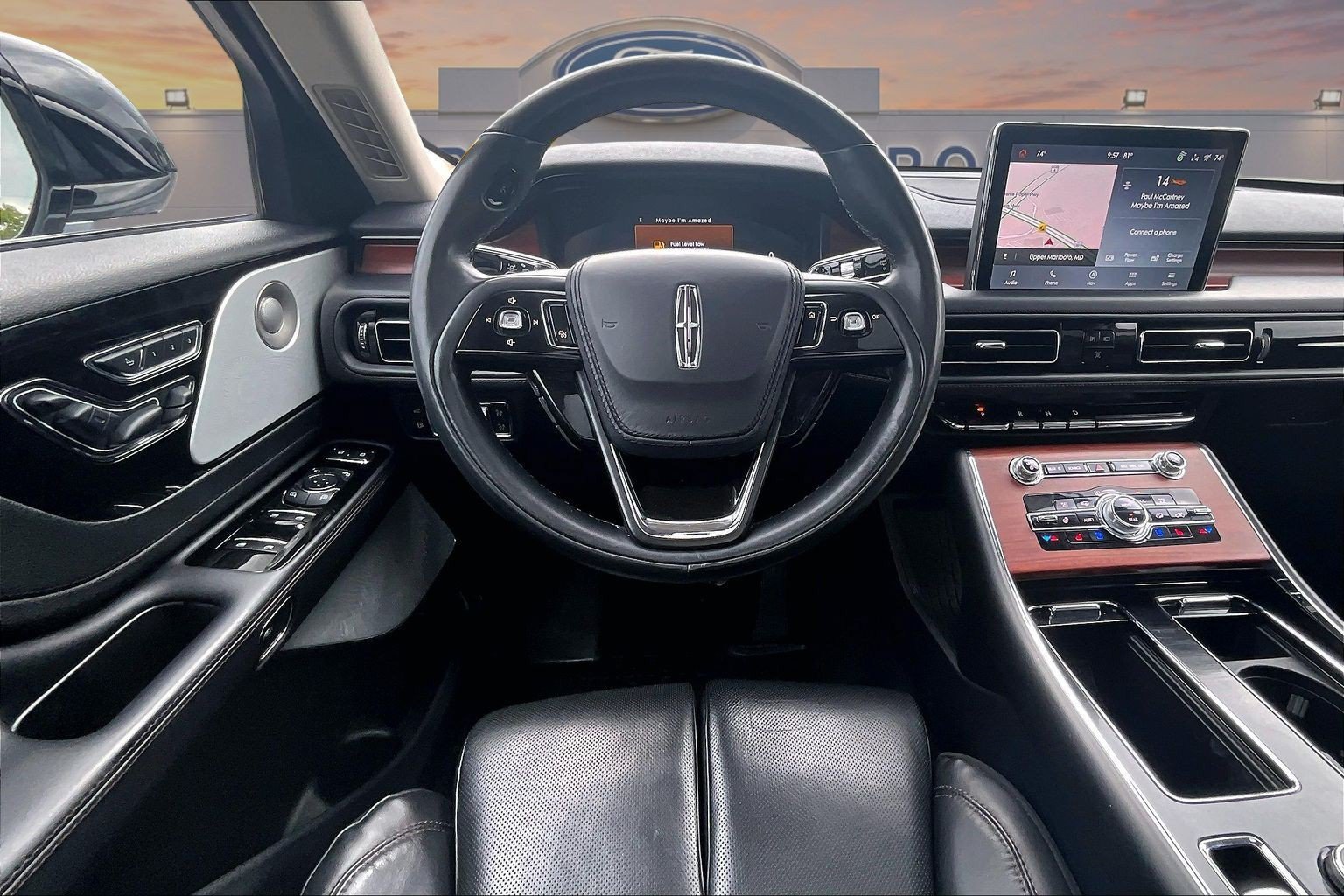 Used 2023 Lincoln Aviator Grand Touring w/ Equipment Group 301A AWD/4WD image 5