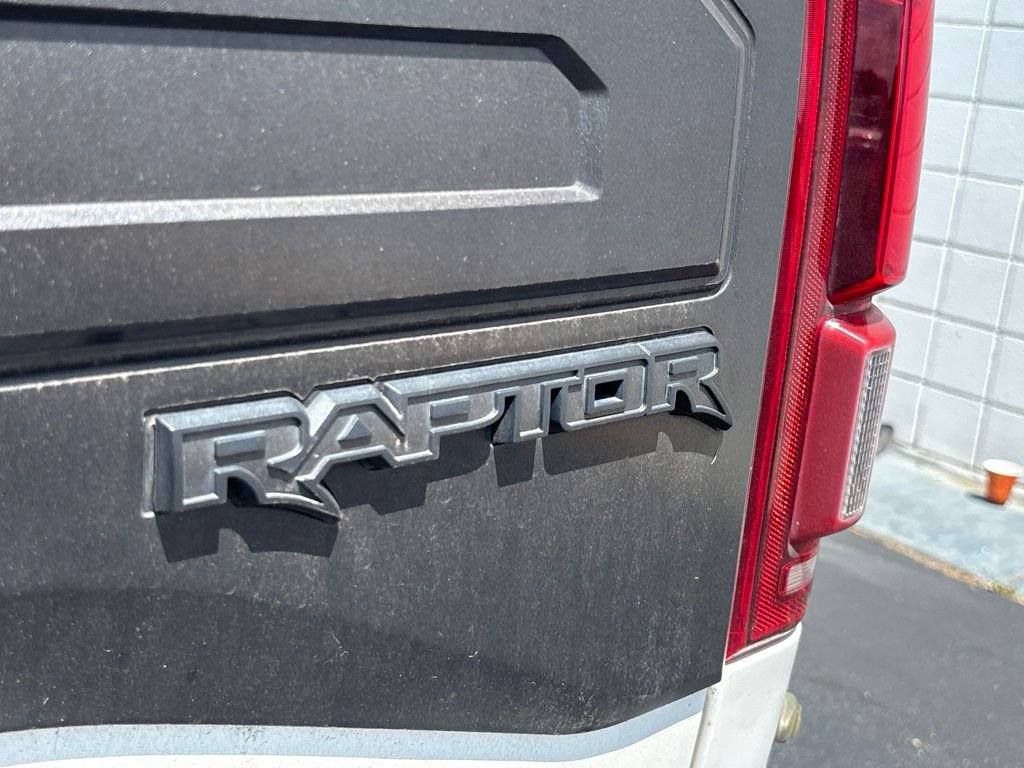 Used 2017 Ford F150 Raptor w/ Equipment Group 802A Luxury AWD/4WD image 33