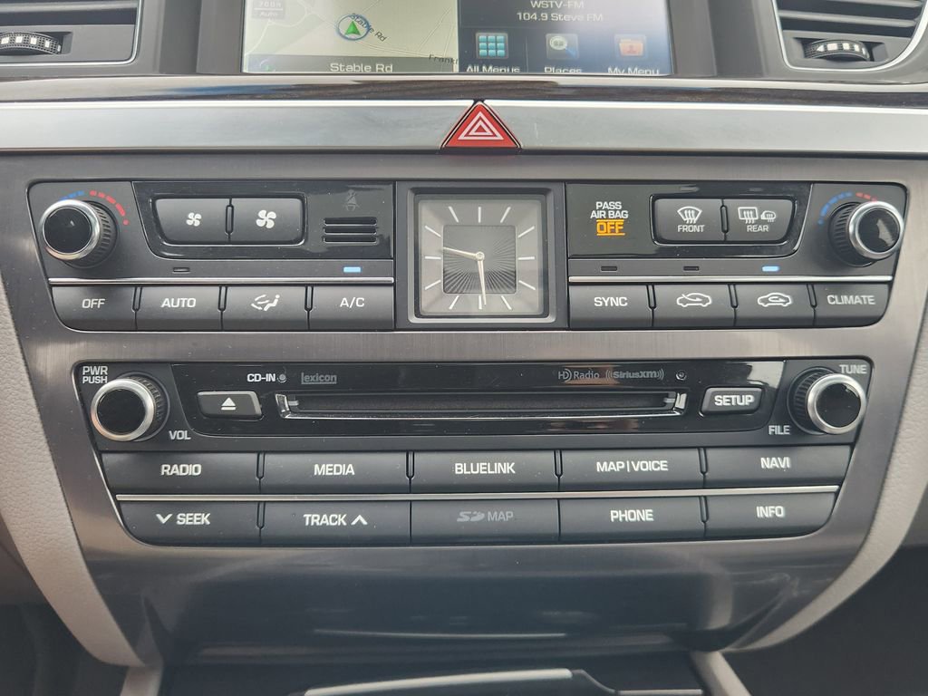 Used 2015 Hyundai Genesis 3.8 w/ Option Group 02 RWD image 25