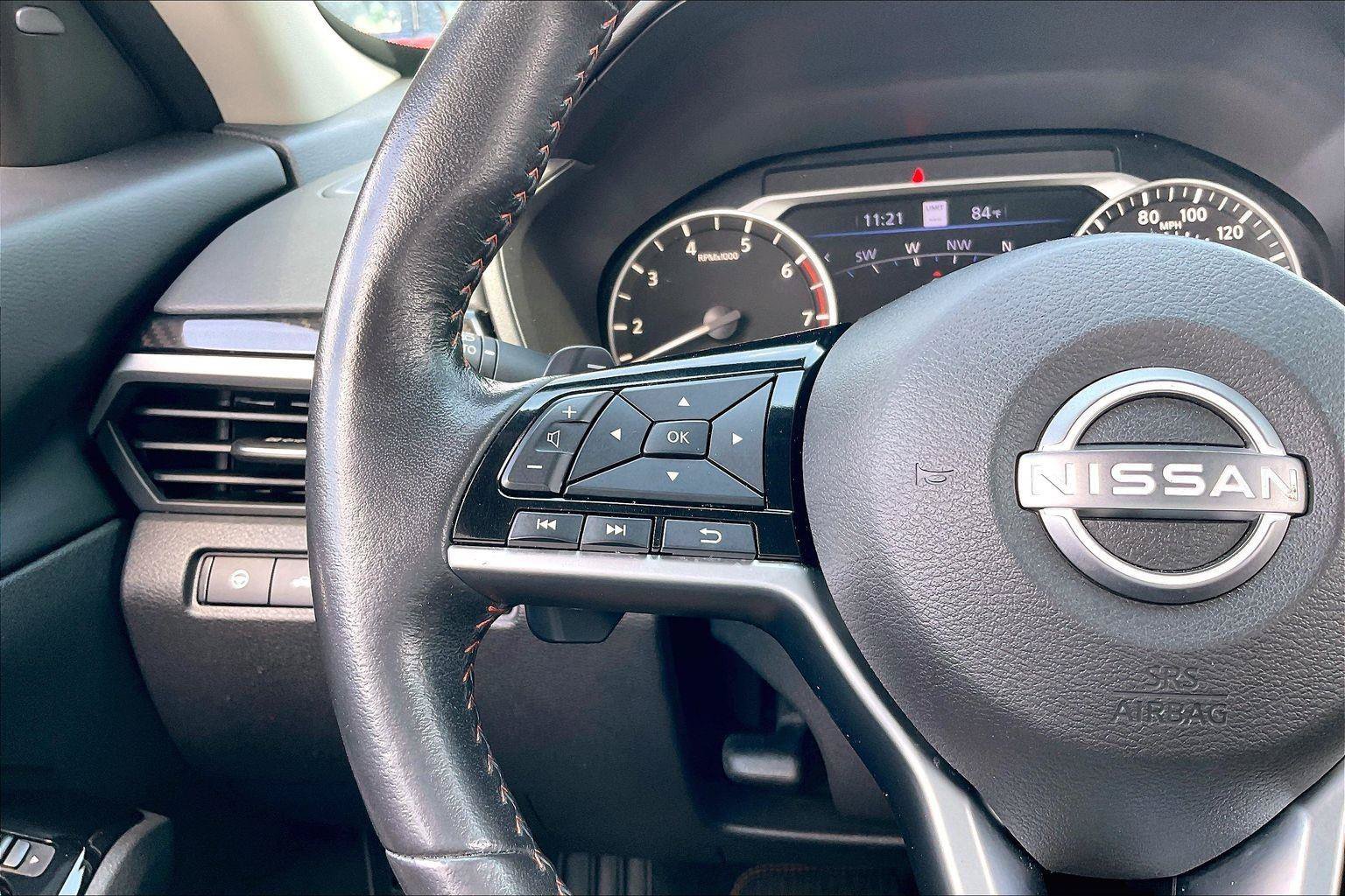 Certified 2024 Nissan Altima 2.0 SR FWD image 19