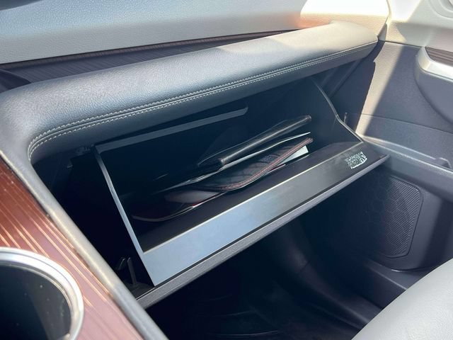 Certified 2022 Toyota Sienna XLE FWD image 33