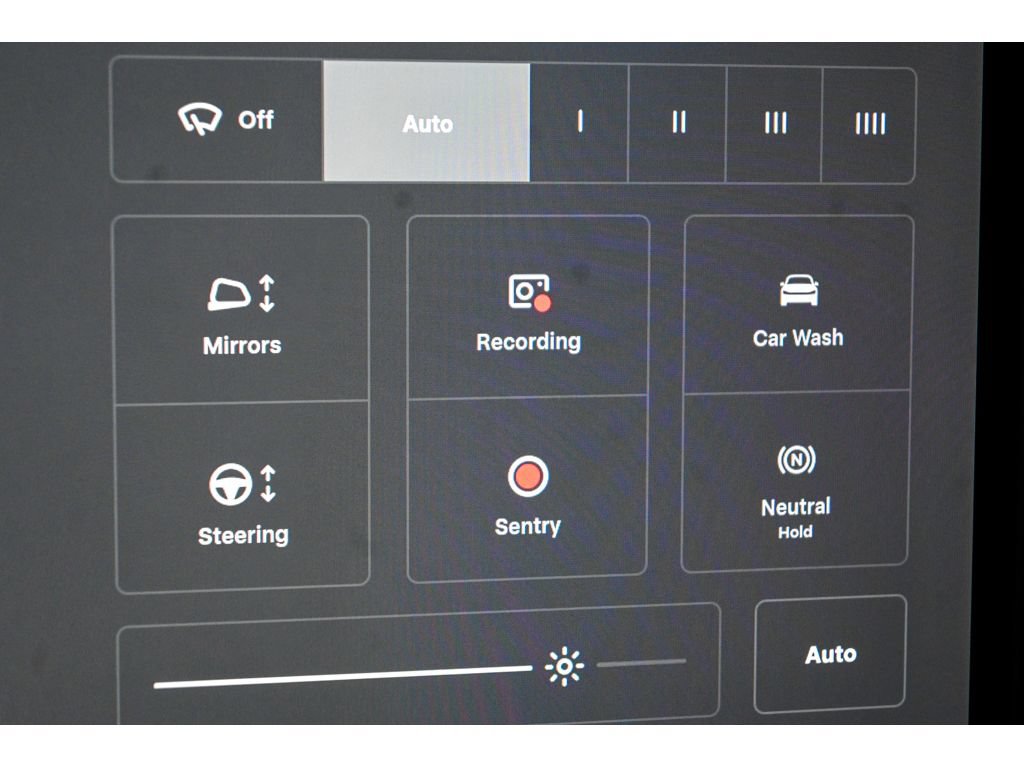 Used 2026 Tesla Model Y Long Range RWD image 46