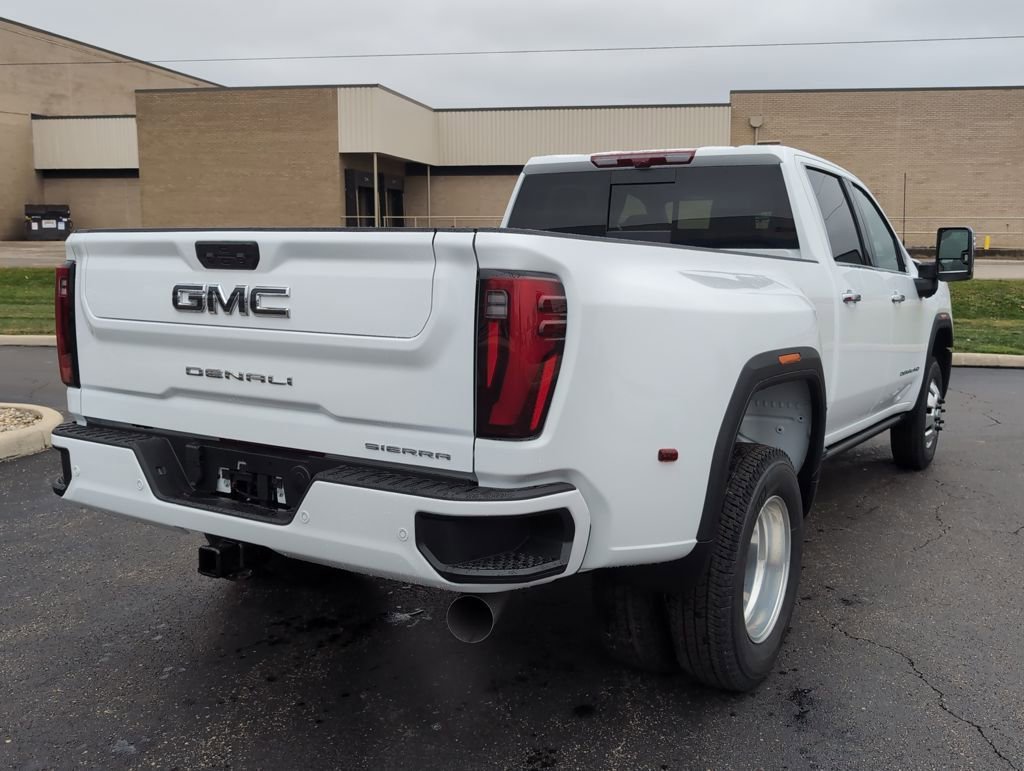 New 2026 GMC Sierra 3500 Denali Ultimate image 7