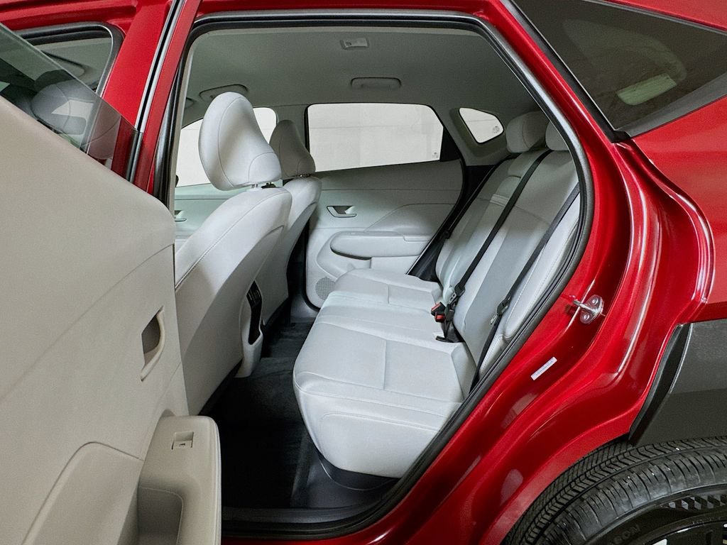 Used 2025 Hyundai Kona SEL FWD image 20