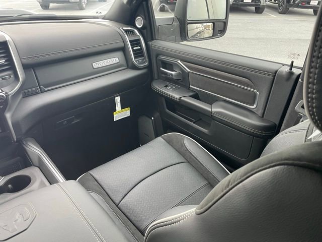 New 2026 RAM 2500 Laramie AWD/4WD image 37