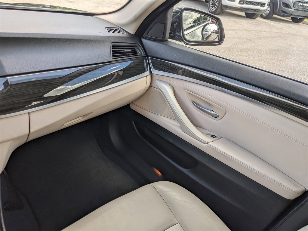 Used 2014 BMW 528i Sedan image 12