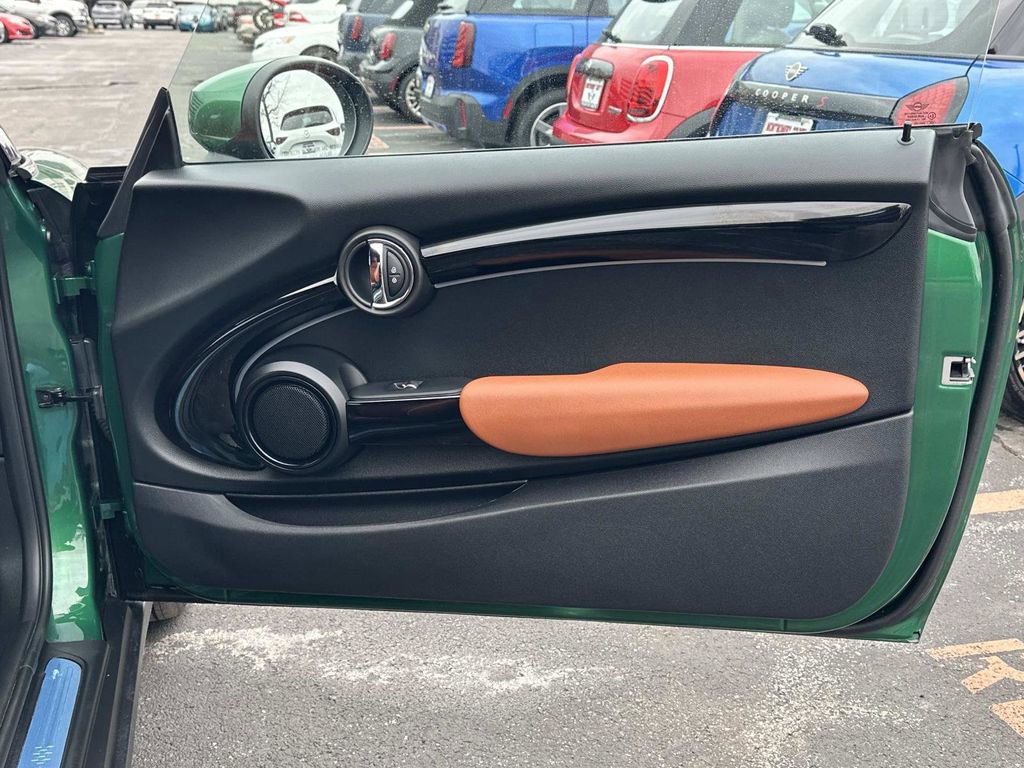 Used 2023 MINI Cooper S w/ Signature Upholstery Package image 30